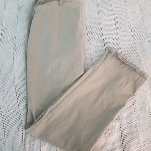 Lee Relaxed Fit Khakis size 6 Long
